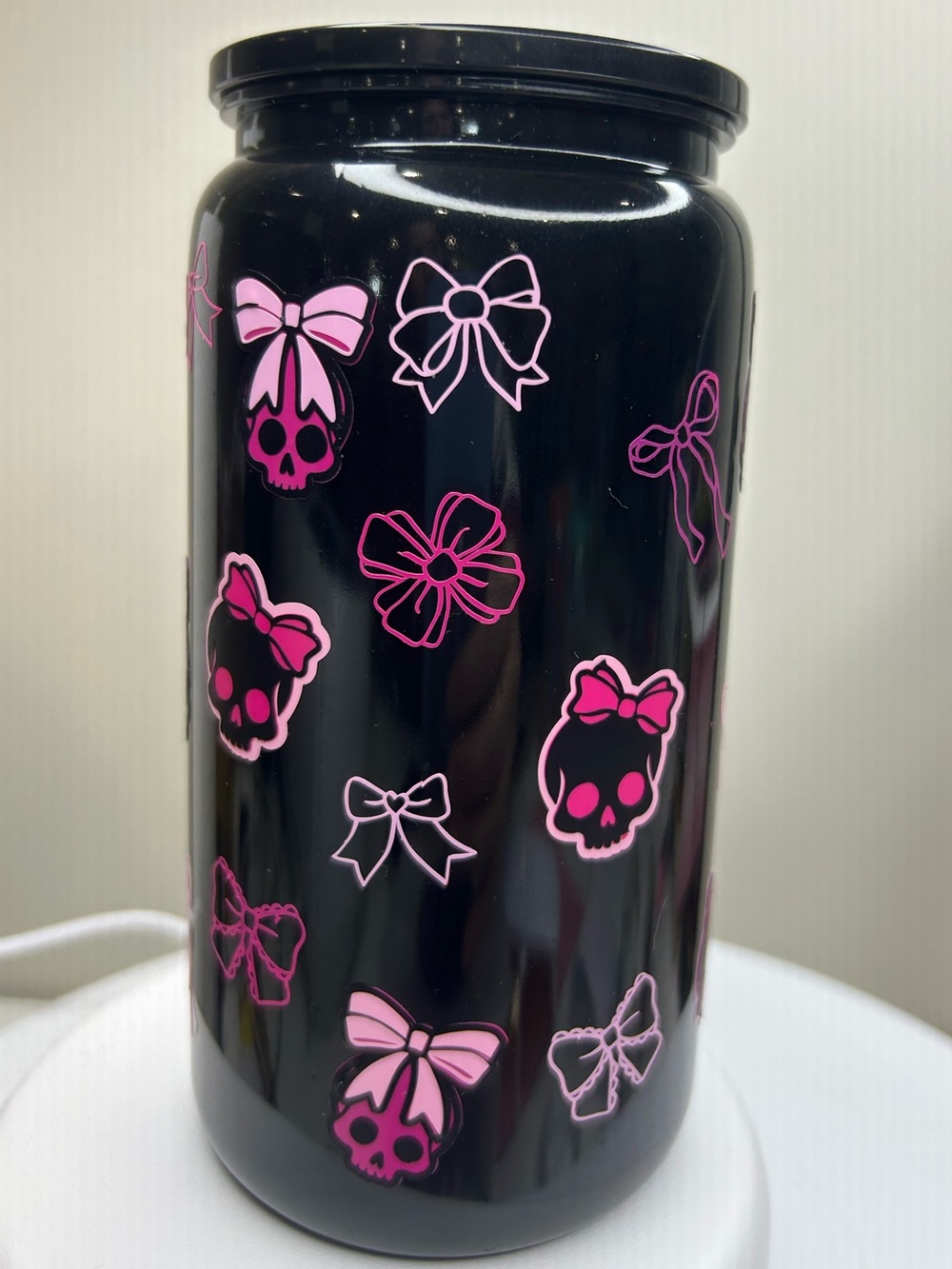 Black tumbler with Pink Skull & Bow Accents